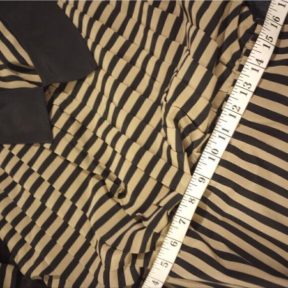 secretary style mid length dress with puffy sleeves - Picture 6 of 9